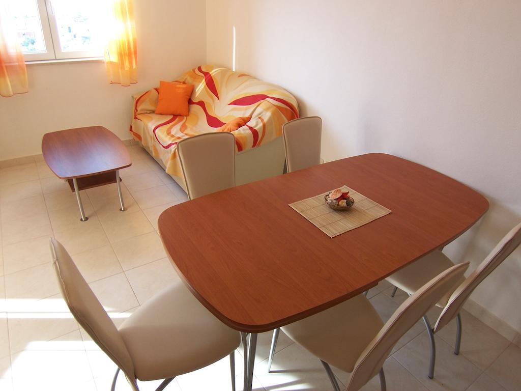 Apartments Croatia Brac Supetar Bagian luar foto